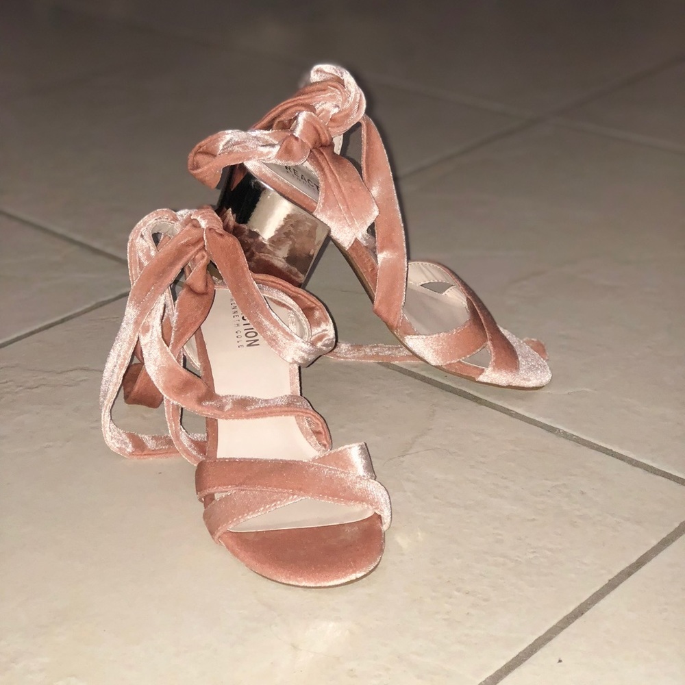 Kenneth Cole block heels